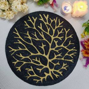 ที่ชาร์จทรงกลมทำด้วยมือสำหรับการรับประทานอาหารสุดหรูและของตกแต่งวันหยุดลูกปัดทำมือไม่เหมือนใครที่รองจานบนเฟอร์นิเจอร์บ้าน - Product Image 1