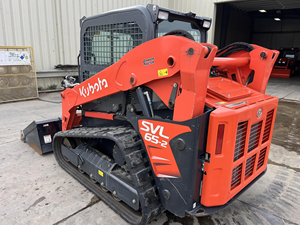 Cargadora de Dirección Deslizante Kubota Svl65 de 2 Ruedas con Cucharón, Capacidad de 2 Toneladas - Product Image 4