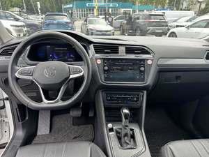 2023 Volks_wa _ gen Ti-guan SE FWD d'occasion - Product Image 4