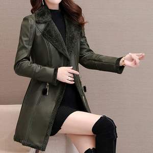 Chaqueta cálida forrada de piel de oveja con cuello de solapa de piel de oveja genuina verde para mujer - Product Image 3