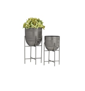 Lot de 2 jardinières en métal doré découpées au laser avec support en métal forme ronde pour la maison salon décoration intérieure jardinière en métal - Product Image 4