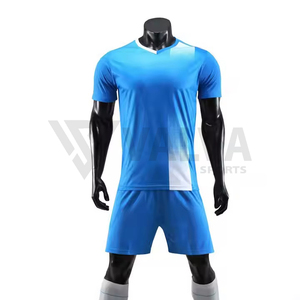 Maillots de football d'été personnalisables de haute qualité à séchage rapide, 100 % polyester, col en V et impression de logo, style français - Product Image 3