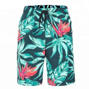 Corredores informales para hombre Cool Fit con pantalones cortos de ventilación de malla triangular Patrón sólido y gráficos de sublimación diseñados para el ejercicio - Product Image 4