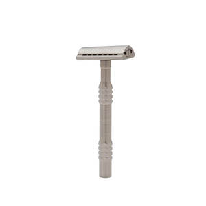 Navaja de Acero Inoxidable, Doble Hoja Resistente, Diseño Clásico de Plástico/Madera, Herramienta Esencial de Larga Duración para Uso Facial/Corporal en Barberías - Product Image 6