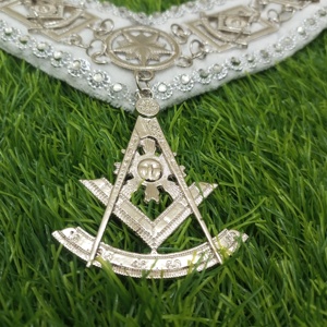 Collar de cadena de metal Masonic Regalia PAST MASTER DELUXE respaldo BLANCO - Product Image 5