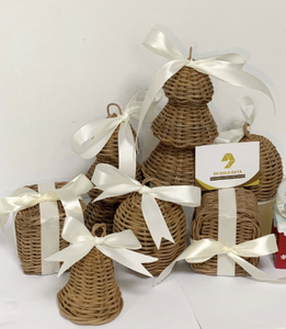 Conjunto de adornos navideños de mimbre tejido a mano de Vietnam, decoración artesanal natural rústica para exhibiciones de árboles de vacaciones de temporada - Product Image 1