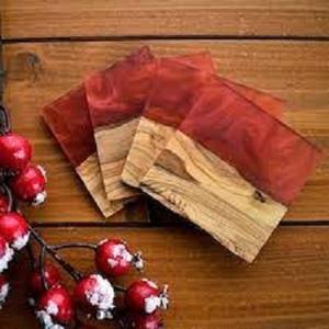 Ensemble de dessous-de-verre en bois de cèdre et résine époxy, dessous-de-verre en bois pour table ou bar pour servir des boissons et du café - Product Image 1