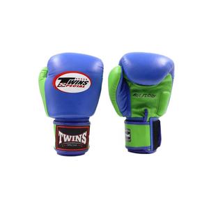 Guantes de Entrenamiento Profesional de Kick Boxing y Muay Thai para Jóvenes Gemelos, Hechos a Medida, de Cuero Vacuno Genuino para Adultos, Última Tendencia - Product Image 1