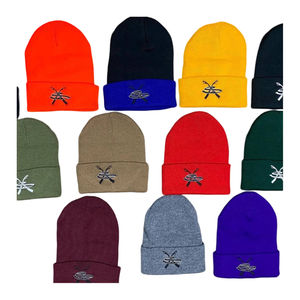 Gorro de invierno de lana unisex 100%, gorro de punto con logotipo personalizado al por mayor, gorro para mantener el calor para parejas para viajar - Product Image 1