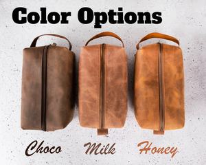 Kit de bolso Dopp de cuero marrón hecho a mano, bolso de afeitar de viaje para padrinos de boda personalizado para hombre, regalo de aseo para marido - Product Image 4