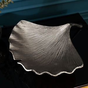 Plateau à feuilles en métal en aluminium Bol décoratif en métal pour table - Product Image 3
