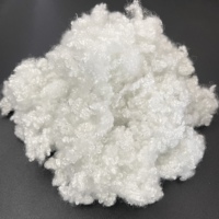 Fibre de polyester HCS siliconée ignifuge recyclée 3D*32mm pour rembourrage de coussins, oreillers, édredons et literie