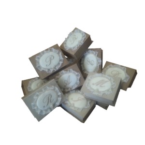 กล่องใส่เครื่องประดับปักลายตัวเลข - Product Image 2