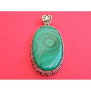 Colgante de Plata de Ley 925 hecho a mano colgante de malaquita ovalada verde encantos finos Regalo para mamá Escorpio hecho a mano por Artista - Product Image 2