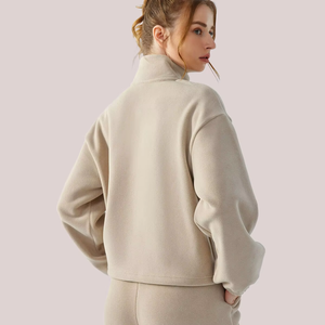 Sweat-shirt à fermeture éclair régulier unique pour femmes Collection d'hiver à manches longues pour la formation Chemise de survêtement à la mode à l'extérieur - Product Image 6