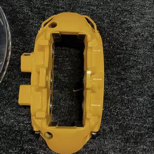 Kit de Caliper de Freno Personalizado para Automóvil, Caliper de Freno de 6 Pistones con Disco de Acero para Audi RS4 RS5 <span class=keywords><strong>S4</strong></span> S6 SQ5 <span class=keywords><strong>BMW</strong></span> X3 X5 X6 Serie 3/5/7 - Product Image 6