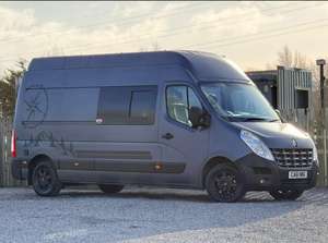 Grand camping-car de luxe pour le camping, les voyages en caravane et les excursions. - Product Image 3