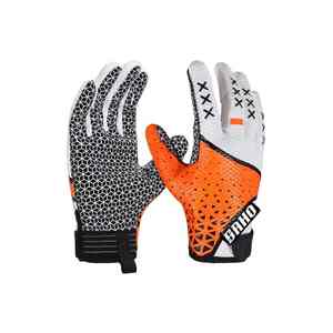 Gants GAA personnalisés fabriqués au Pakistan pour une utilisation en équipe avec un confort de contrôle supérieur et des logos d'équipe brodés - Product Image 6