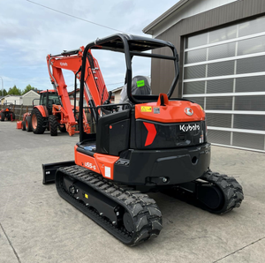 Mini-excavatrice sur chenilles Kubota U55-5 d'occasion, excavatrice compacte hydraulique pour travaux agricoles et de construction - Product Image 3