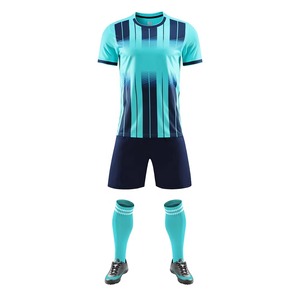 Uniforme de football à séchage rapide de haute qualité de fabrication professionnelle pour adultes Vêtements de sport de football confortables avec un nouveau design - Product Image 2