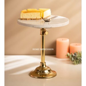 Présentoir de gâteau en laiton en forme de fleur très exigeant fabriqué à la main présentoir à gâteau métallique de grande taille de concepteur de luxe martelé - Product Image 6
