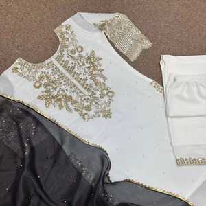 ชุดคอลเล็คชั่นอินเดียชุดปักลายลำดับแฟนซีพร้อมหมุดย้ำโมติและชุดกระโปรงขอบลูกไม้ - Product Image 1