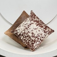 Vente en gros de taie d'oreiller de qualité supérieure en cuir de vachette doux et confortable housse de coussin pour décoration intérieure dernière conception carrée