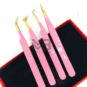 Baby Pink Color Coated Heart Grip Pinzas de extensión de pestañas sostenibles Puntas doradas de acero inoxidable japonés Logotipo personalizado - Product Image 3