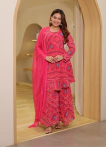 ผ้าจอร์เจียเทียมสีสวยเก๋พิมพ์แบบแบนดานิผู้ผลิต Kurti และ Sharara จากอินเดีย - Product Image 4