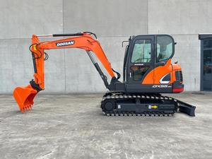 Livraison gratuite DX55-9C Excavatrice sur chenilles de 5,4 tonnes |   36,2 kW |   Profondeur de creusement de 3,8 m |   Portée de 6,14 m |   Seau de 0,18 m³ - Product Image 4