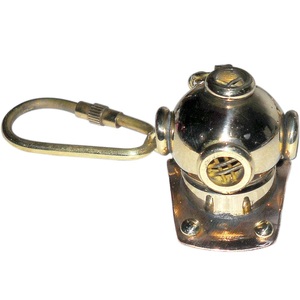 Venta al por mayor de casco de latón llavero Vintage latón supervivencia impermeable 2025 nuevo diseño de alta calidad artesanía india artículo más vendido - Product Image 3