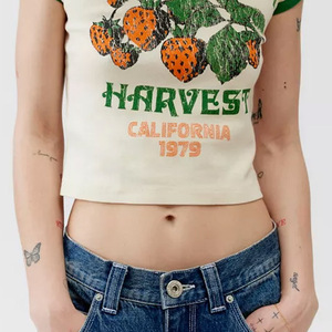 Camisetas cortas y cuadradas para mujer al por mayor | Camiseta recortada de gran tamaño con logotipo personalizado | Ropa informal de moda OEM/ODM Proveedor - Product Image 6