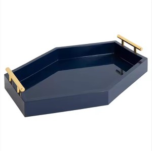 Plateau hexagonal de qualité exportable avec poignées en métal couleur bleu marine et or-Plateau d'appoint chic pour pouf, console ou plateau de décoration intérieure - Product Image 1