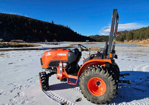 Tractor de Ruedas Usado M704K 4X4WD con Cojinete de Caja de Cambios, 65HP, Transmisión por Engranajes, Equipo Agrícola, Maquinaria Agrícola, Mini Compacto - Product Image 4