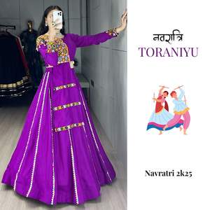 Bollywood Design Rayon Coton Avec Gamthi Et Véritable Miroir Travail Lehenga Choli Indian Expoert Et Fourniture Au Taux Le Plus Bas - Product Image 2