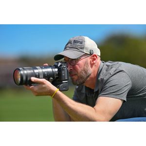 Kit Appareil Photo Hybride FX-Format avec Carte Mémoire 64 Go, Porte-Carte, Lecteur de Carte, Dragonne, Étui Souple, Outils de Nettoyage, Objectif Zoom, Capteur CMOS - Product Image 1