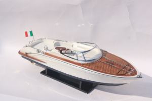 Meilleur prix pour le bateau en bois Riva Rama 44 |   Bateau à moteur de style italien haut de gamme |   Meilleure décoration de bureau à domicile de luxe - Product Image 5