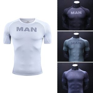 T-shirt de compression athlétique pour homme Saleh Enterprises, manches courtes, polyester et élasthanne de qualité supérieure, séchage rapide, coupe ajustée, fitness - Product Image 4