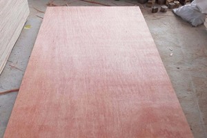 แผ่นไม้อัดไม้อัดไม้อัดไม้อัดไม้อัดไม้อัดแกนไม้เนื้อแข็ง1ปี E2การปล่อยฟอร์มาลดีไฮด์ทำจากเวียดนาม - Product Image 3