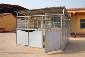 Australie Nouvelle-Zélande vente populaire standard 12 pieds <span class=keywords><strong>de</strong></span> long écurie pour chevaux <span class=keywords><strong>grange</strong></span> à chevaux avec toit - Product Image 3