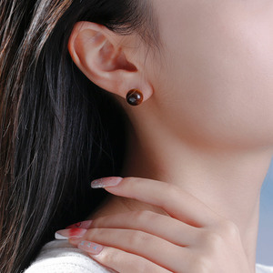 Boucles d'oreilles rondes en œil de tigre naturel Jeulia Burst of Courage - Product Image 4