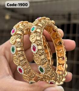 Bracelets en laiton de style Rajwadi authentiques Finition traditionnelle en alliage de zinc Pierres colorées Travail de perles pour les collections de mode nuptiale - Product Image 1