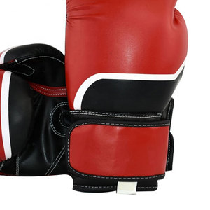 Gants de boxe professionnels pour l'entraînement, le sparring, les séances de fitness, la pratique du sac de frappe et les performances sportives, fabriqués au Pakistan - Product Image 2