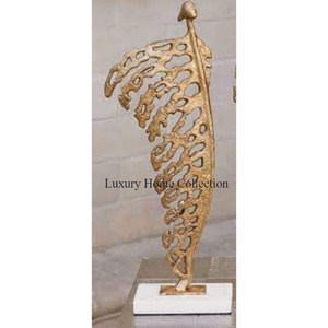 Escultura decorativa con forma de máscara de media cara, Color dorado con Base de Color negro, Material de mármol de forma redonda, aspecto atractivo - Product Image 3