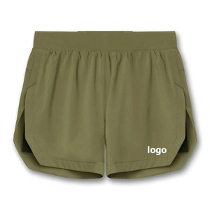 Short de course 100% polyester personnalisé Short d'entraînement léger à séchage rapide avec motif solide et ourlet fendu Style décontracté - Product Image 1