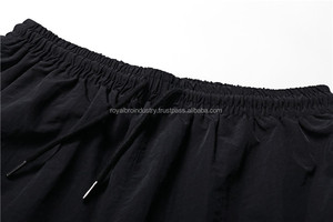 กางเกงขาสั้นคาร์โก้ผ้าไนลอนสำหรับผู้ชายกางเกงขาสั้นคาร์โก้พิมพ์ลายขนาดใหญ่พิเศษสำหรับฤดูร้อน - Product Image 3