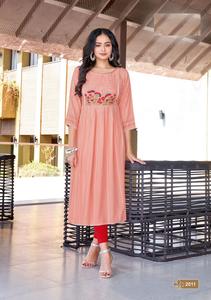 Kurtis de Rayón Arrugado con Lurex, Bordado y Trabajo a Mano para Venta al por Mayor - Product Image 4