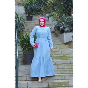 Da donna con bottone a maniche blu chiaro in vita per raccogliere un abito in Denim elegante e dettagliato