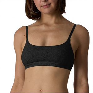 Soutien-gorge de sport gris sans coutures à col ras du cou pour femme, maintien moyen, respirant, en coton écologique, style simple uni sur le devant - Product Image 2