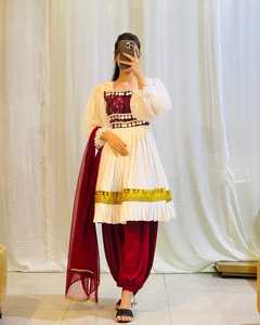 Robe afghane pachtoune pour la fête de mariage Vêtements d'extérieur culturels afghans pour enfants Vêtements de couleur unie avec broderie - Product Image 4